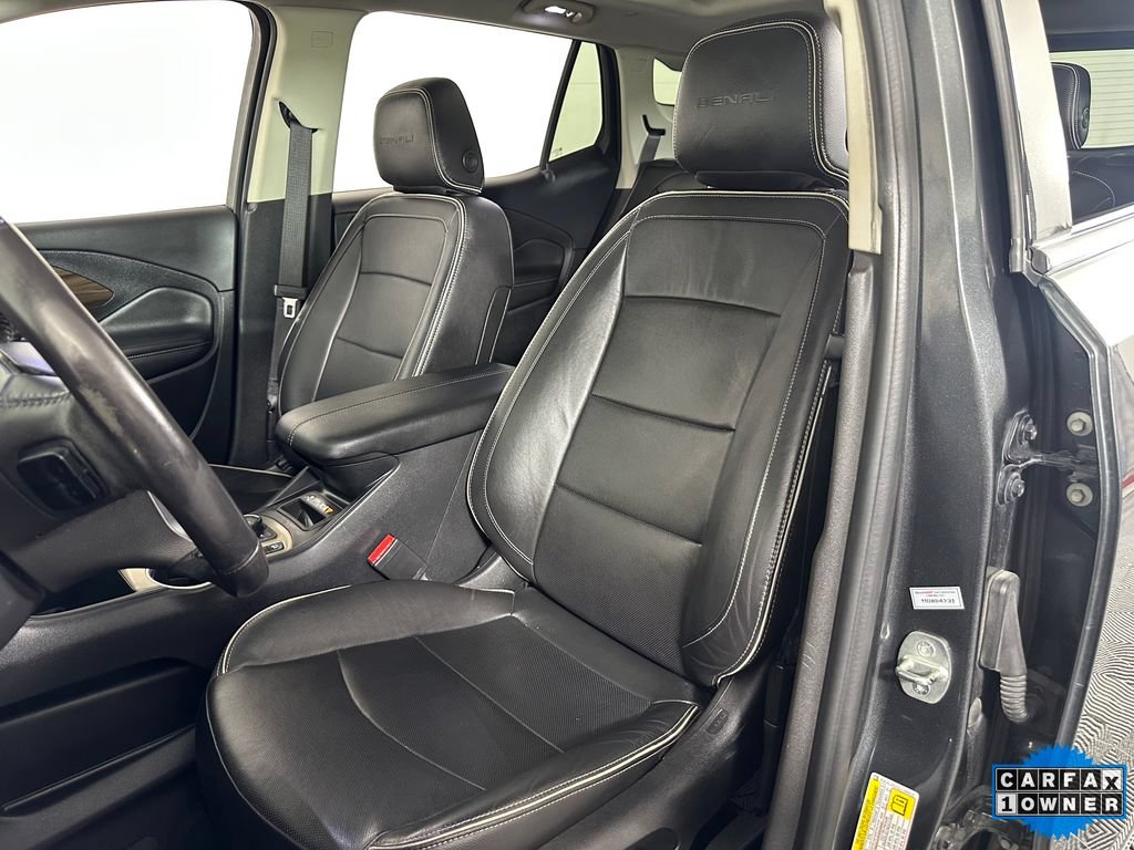 Used 2020 GMC Terrain Denali w/ GMC Pro Grade Package AWD/4WD image 13