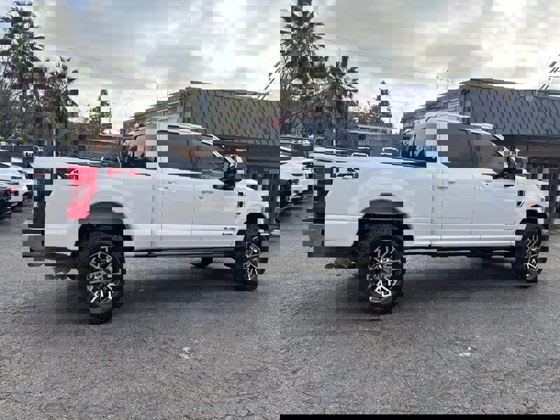 Used 2018 Ford F250 Lariat w/ Lariat Ultimate Package image 7