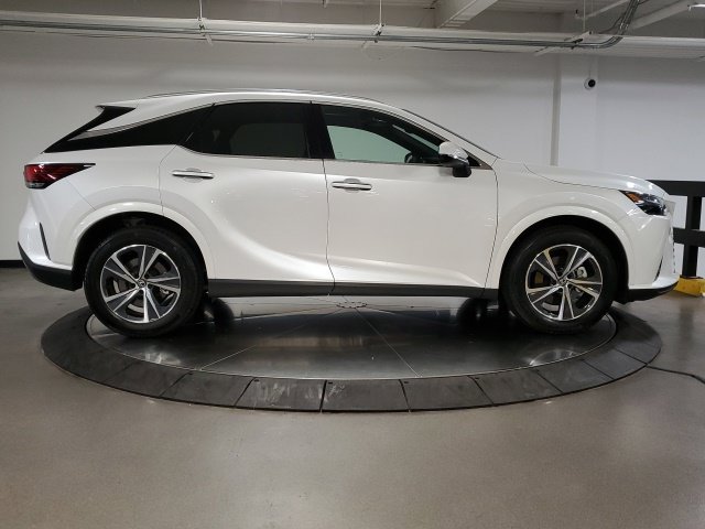 Used 2026 Lexus RX 350 Premium w/ Accessory Package (Z1) AWD/4WD image 8
