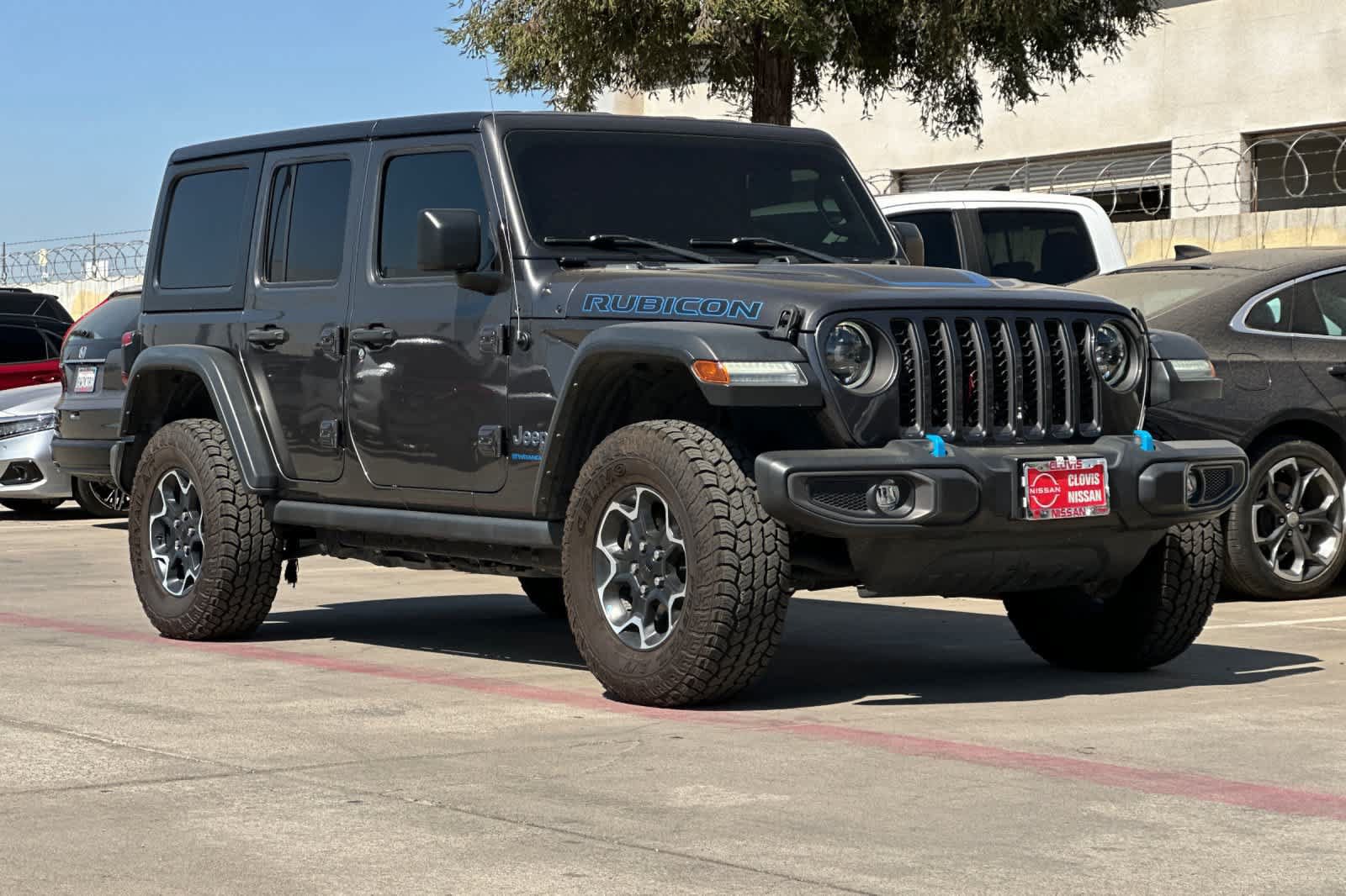 Used 2023 Jeep Wrangler Unlimited Rubicon 4xe AWD/4WD image 10