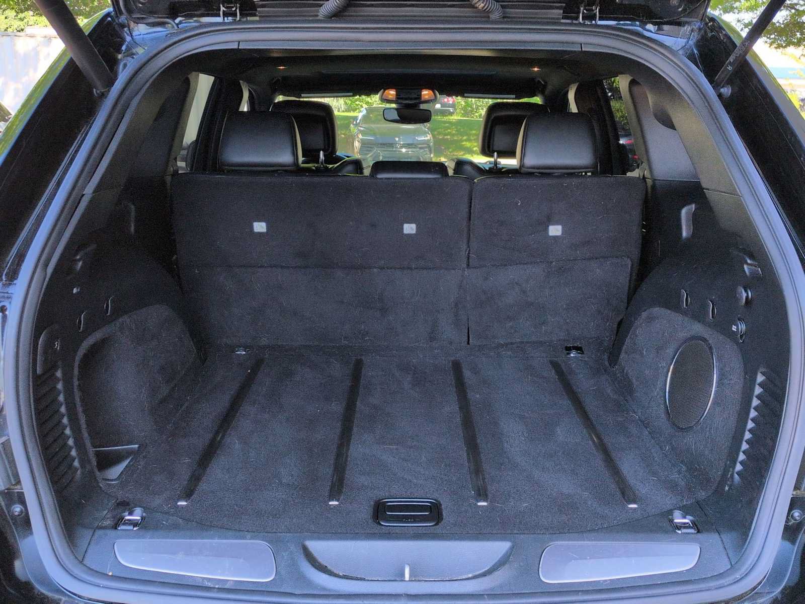 Used 2017 Jeep Grand Cherokee Trailhawk AWD/4WD image 36