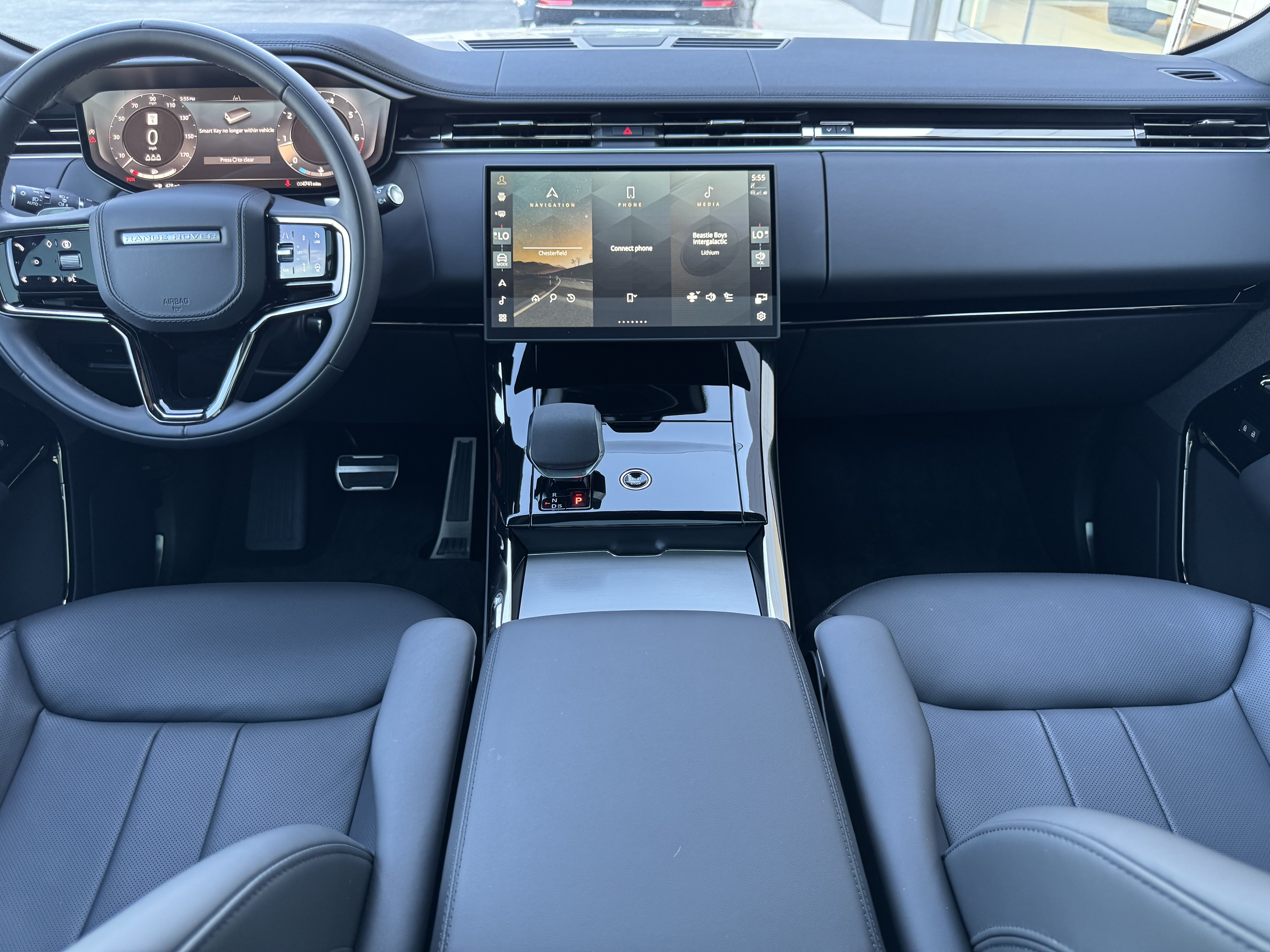 Certified 2025 Land Rover Range Rover Sport Dynamic SE AWD/4WD image 4