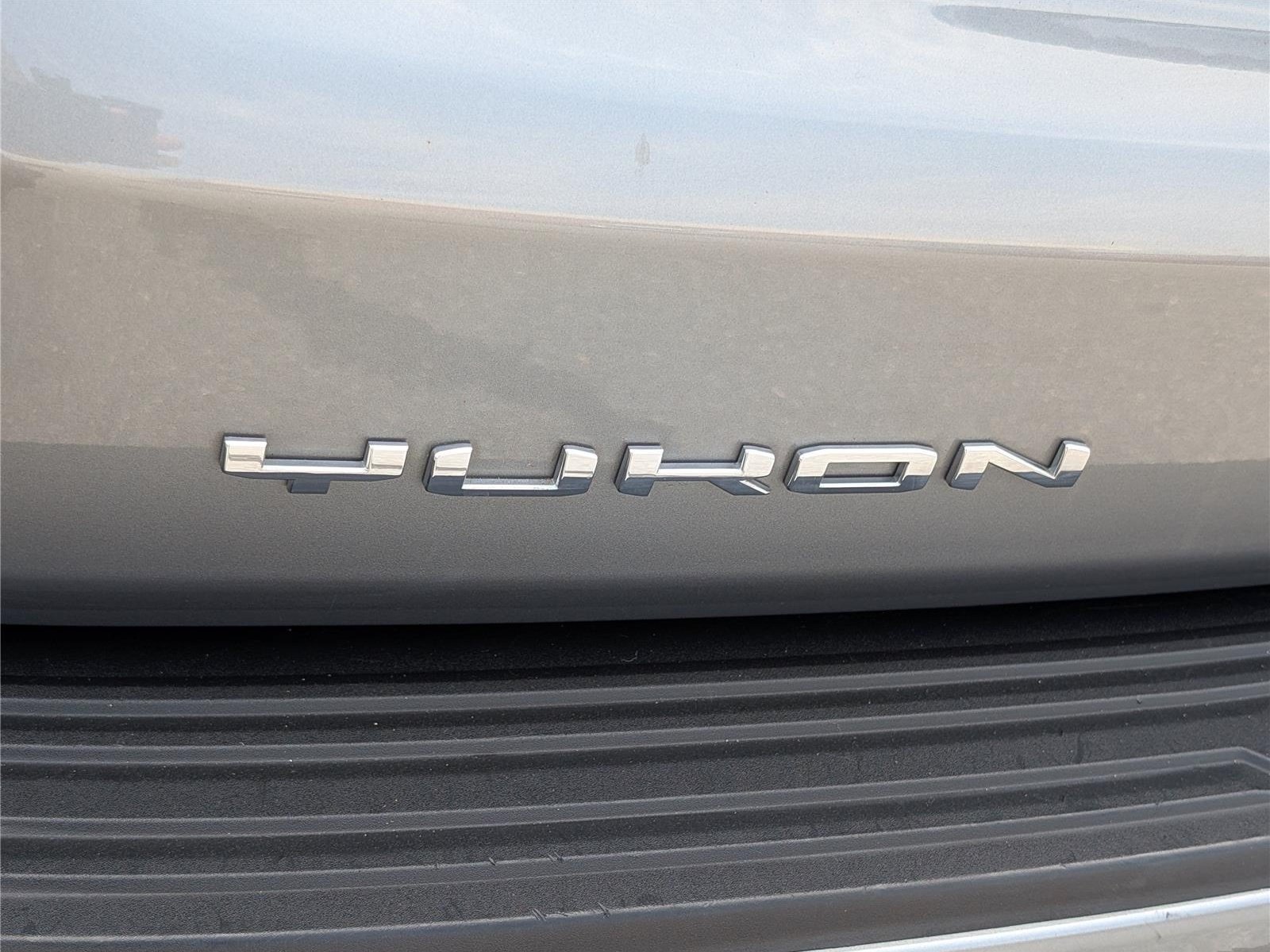 Used 2023 GMC Yukon SLE w/ Gmc Pro Safety Plus Package RWD image 9