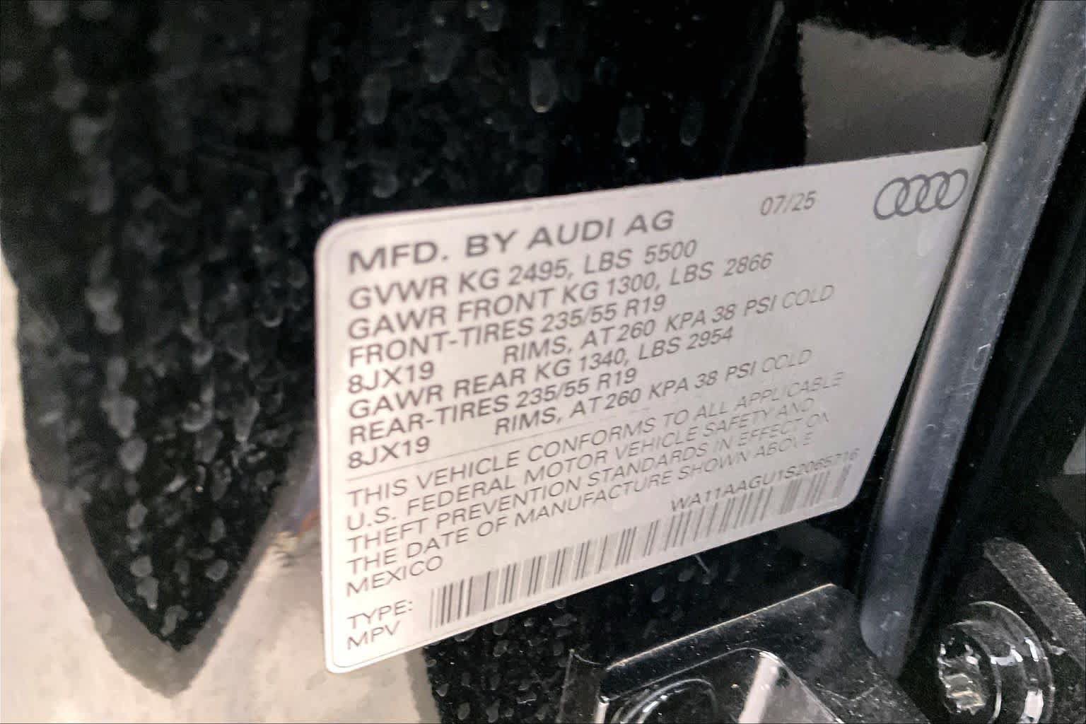 Used 2025 Audi Q5 Premium w/ Convenience Package AWD/4WD image 34