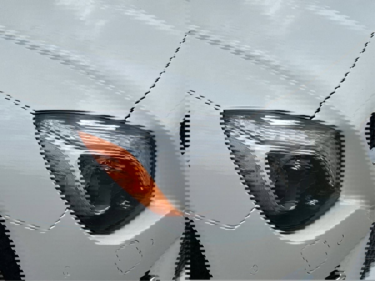 Used 2013 Mercedes-Benz SL 550 image 26