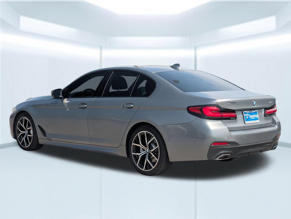 Used 2023 BMW 530i w/ M Sport Package RWD image 3