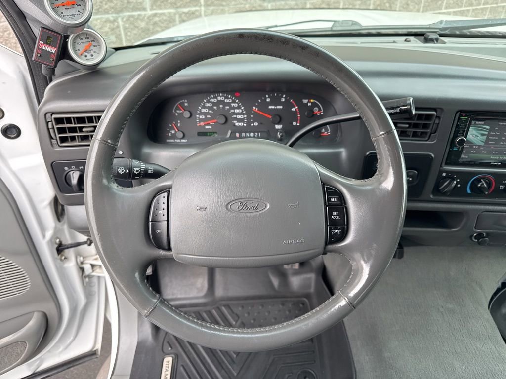 Used 2002 Ford F350 Lariat image 18