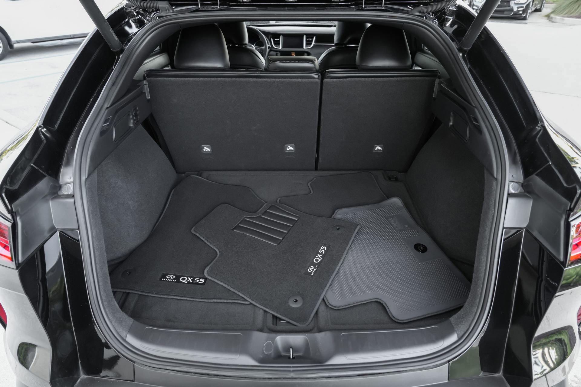 Used 2025 INFINITI QX55 Luxe w/ Cargo Package image 39