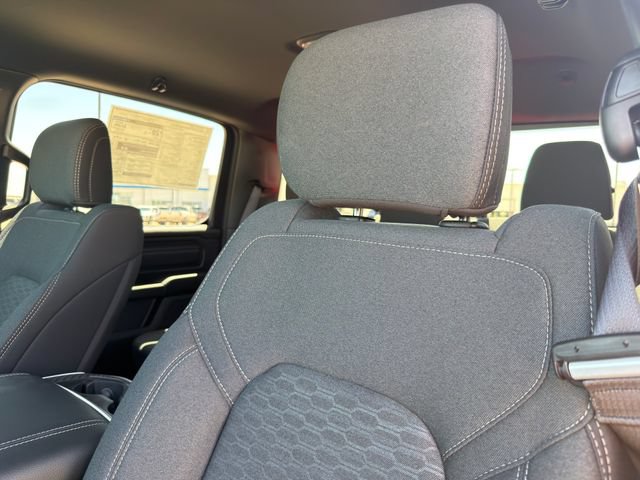 New 2026 RAM 1500 Express AWD/4WD image 28