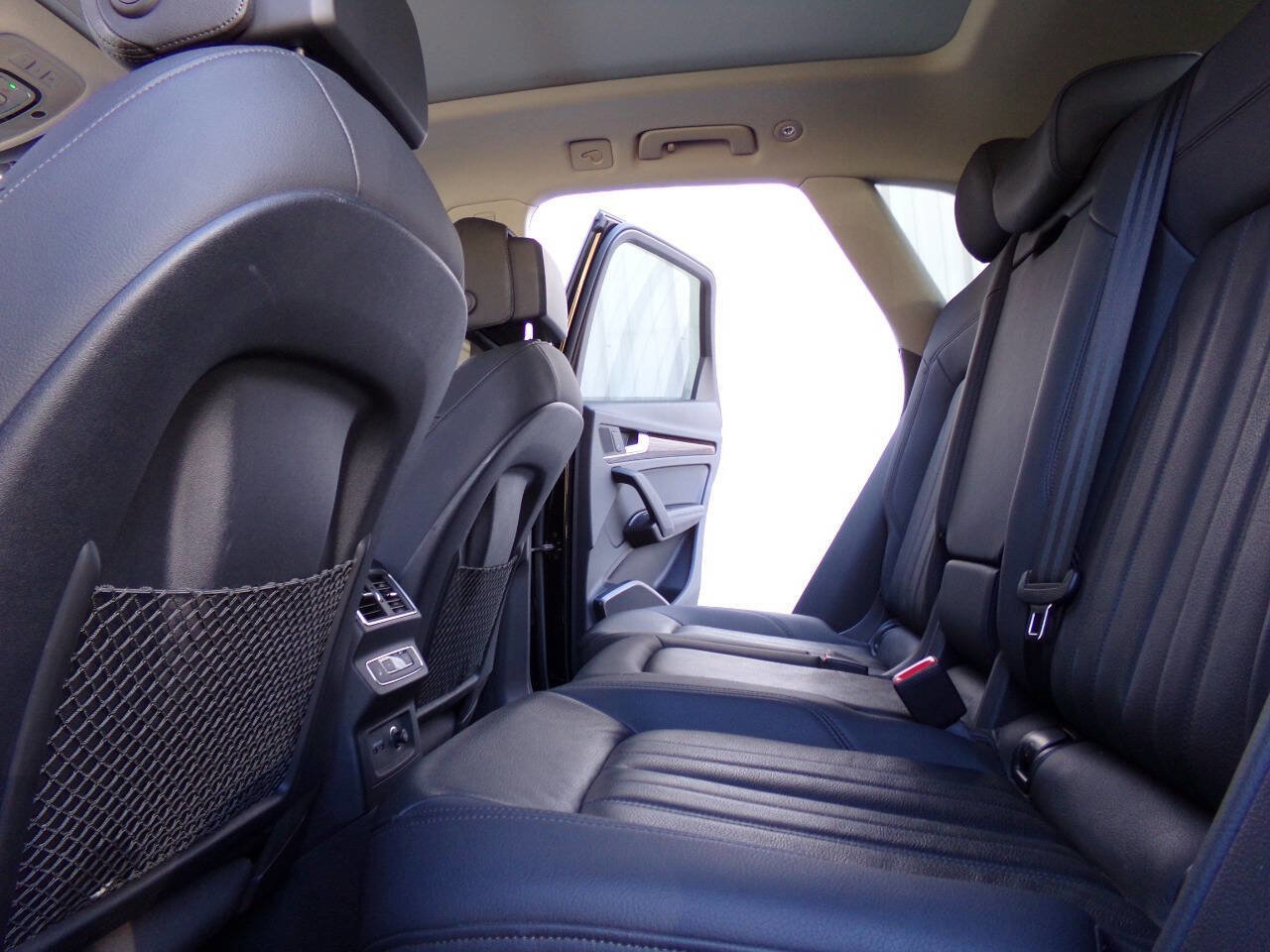 Used 2019 Audi Q5 2.0T Premium Plus w/ Premium Plus Package image 23