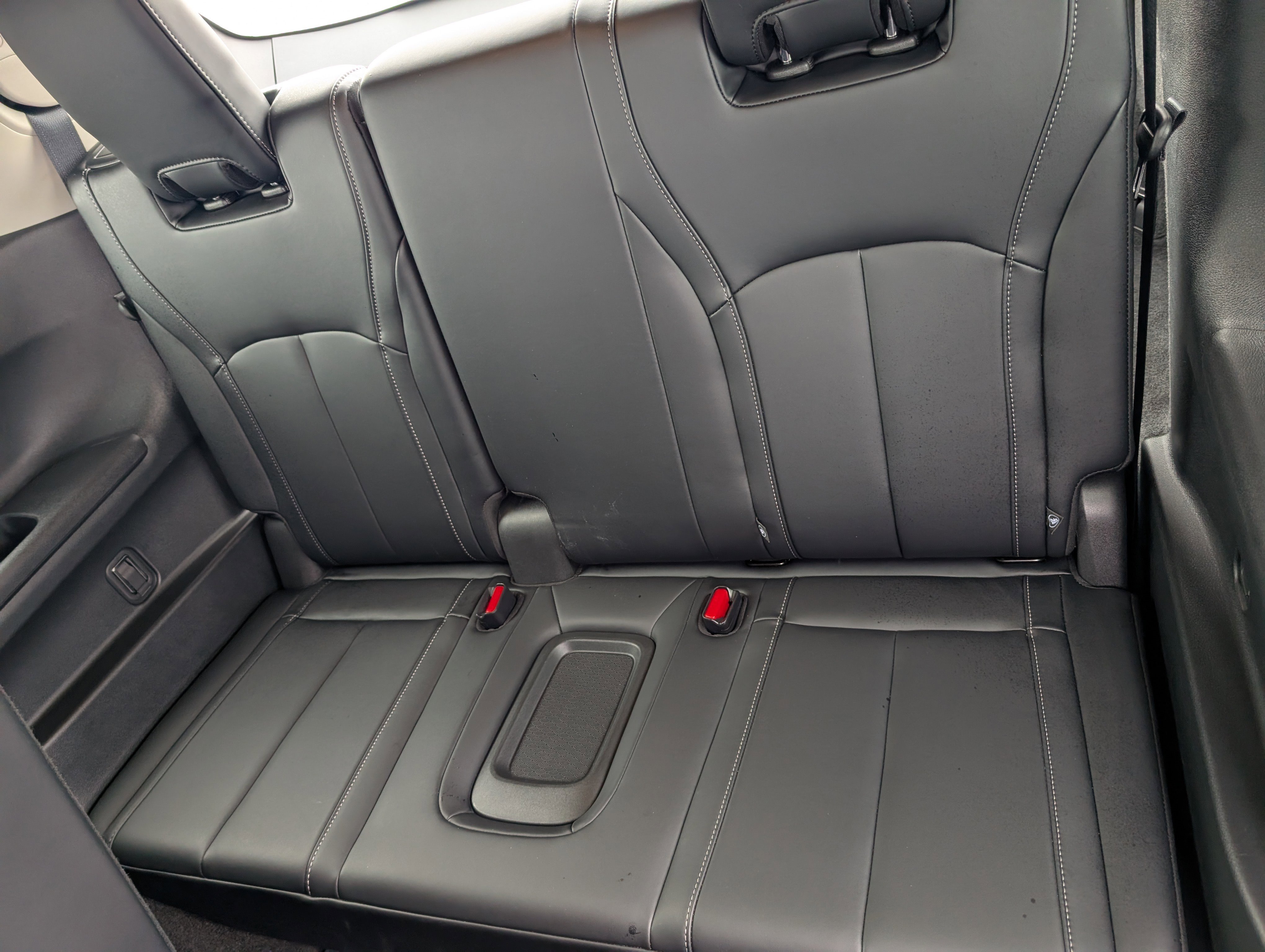 Used 2023 INFINITI QX60 Luxe image 29