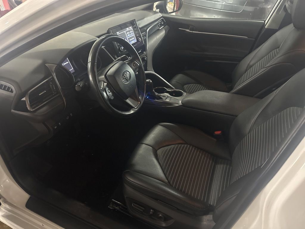 Used 2023 Toyota Camry SE image 8