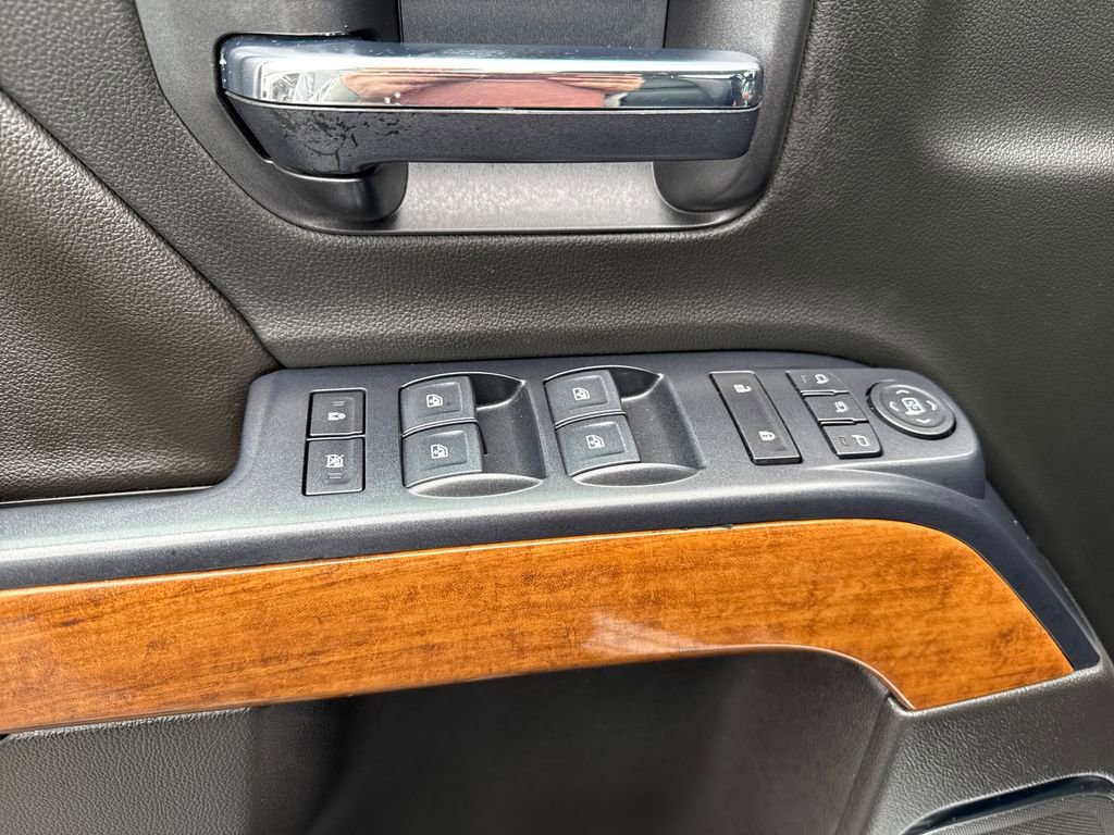 Used 2019 Chevrolet Silverado 2500 High Country w/ Duramax Plus Package image 34