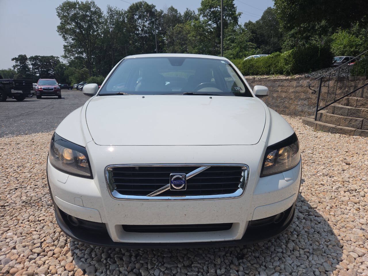 Used 2009 Volvo C30 T5 FWD image 2