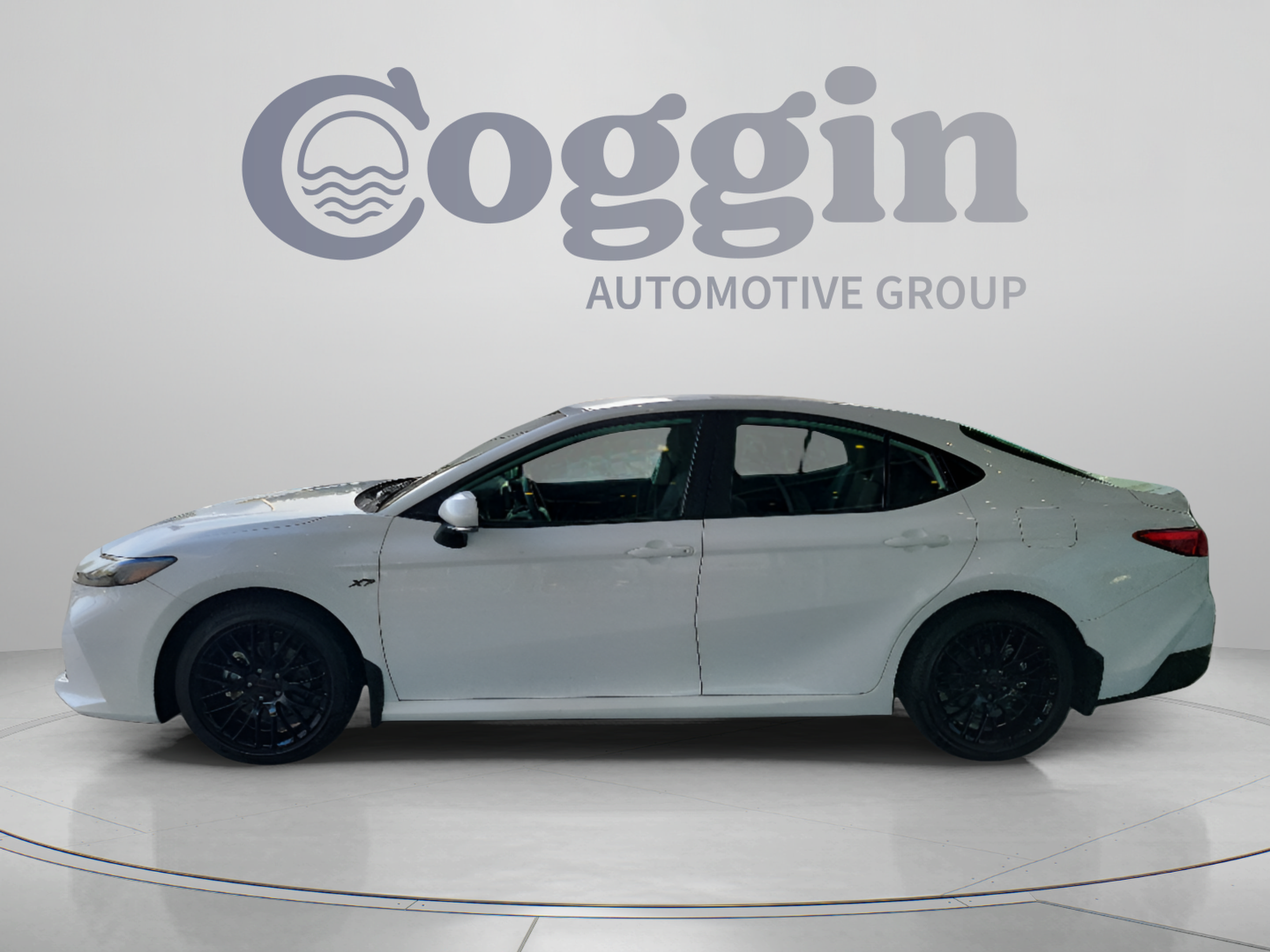 Used 2026 Toyota Camry LE FWD image 2