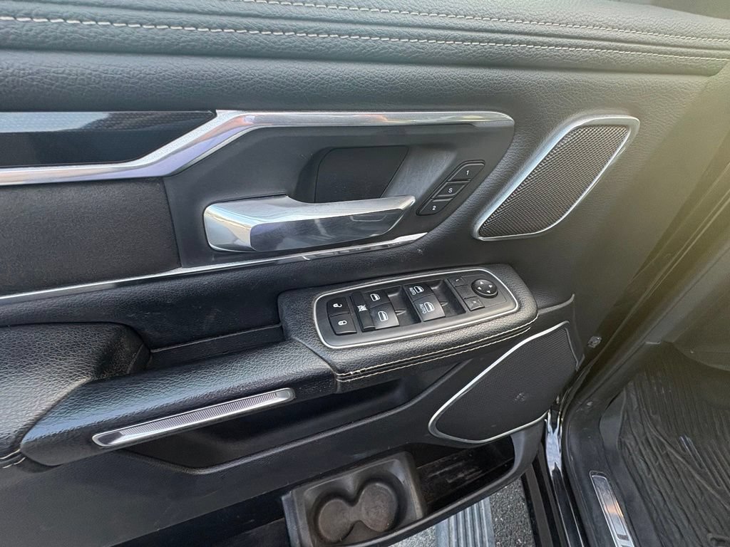 Used 2020 RAM 1500 Laramie AWD/4WD image 10