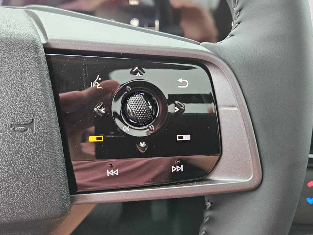 New 2025 Nissan Murano SL w/ Cargo Package image 26