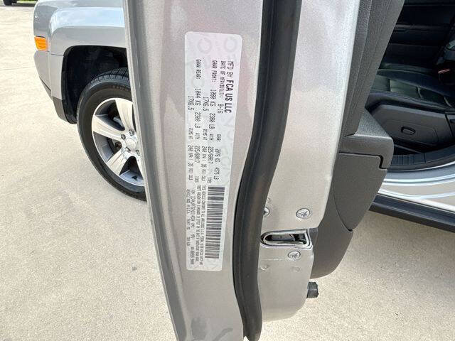 Used 2017 Jeep Patriot High Altitude AWD/4WD image 35