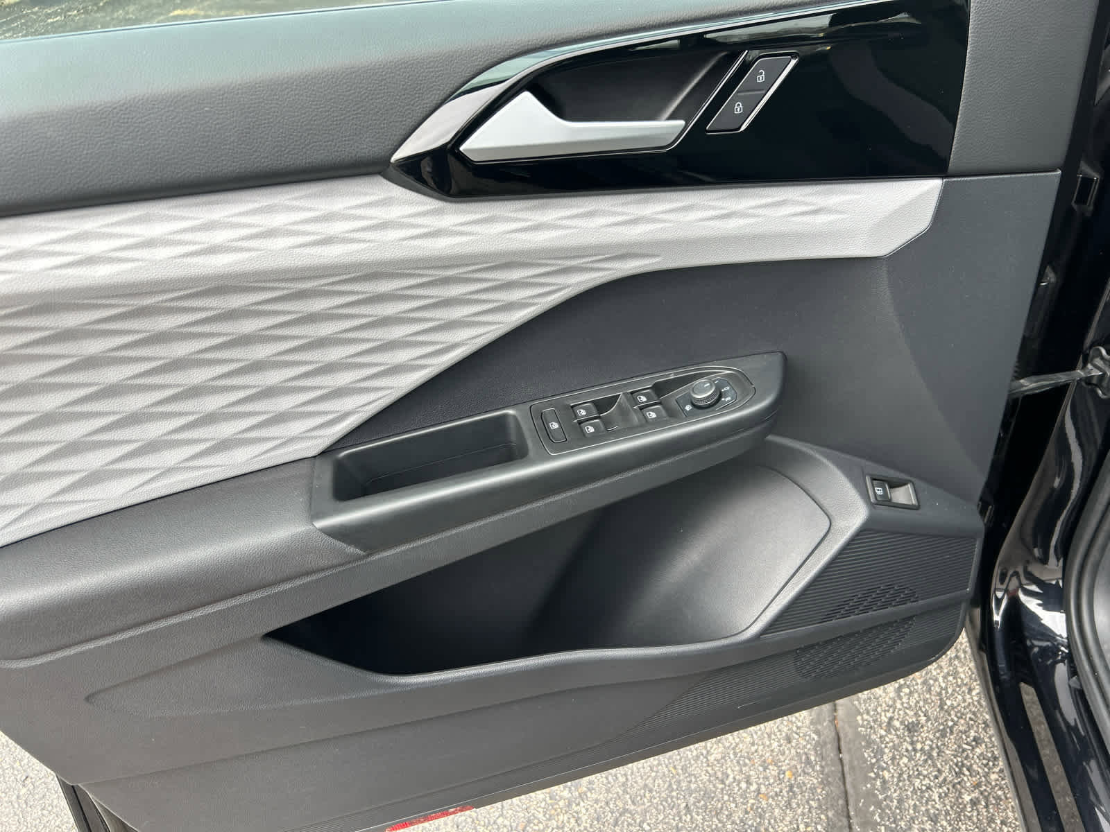 Used 2022 Volkswagen Taos S AWD/4WD image 10