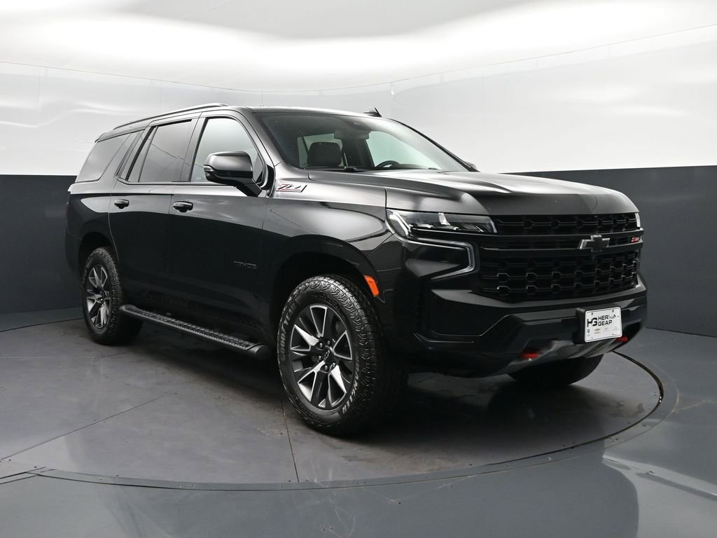 Used 2024 Chevrolet Tahoe Z71 w/ Luxury Package AWD/4WD image 9