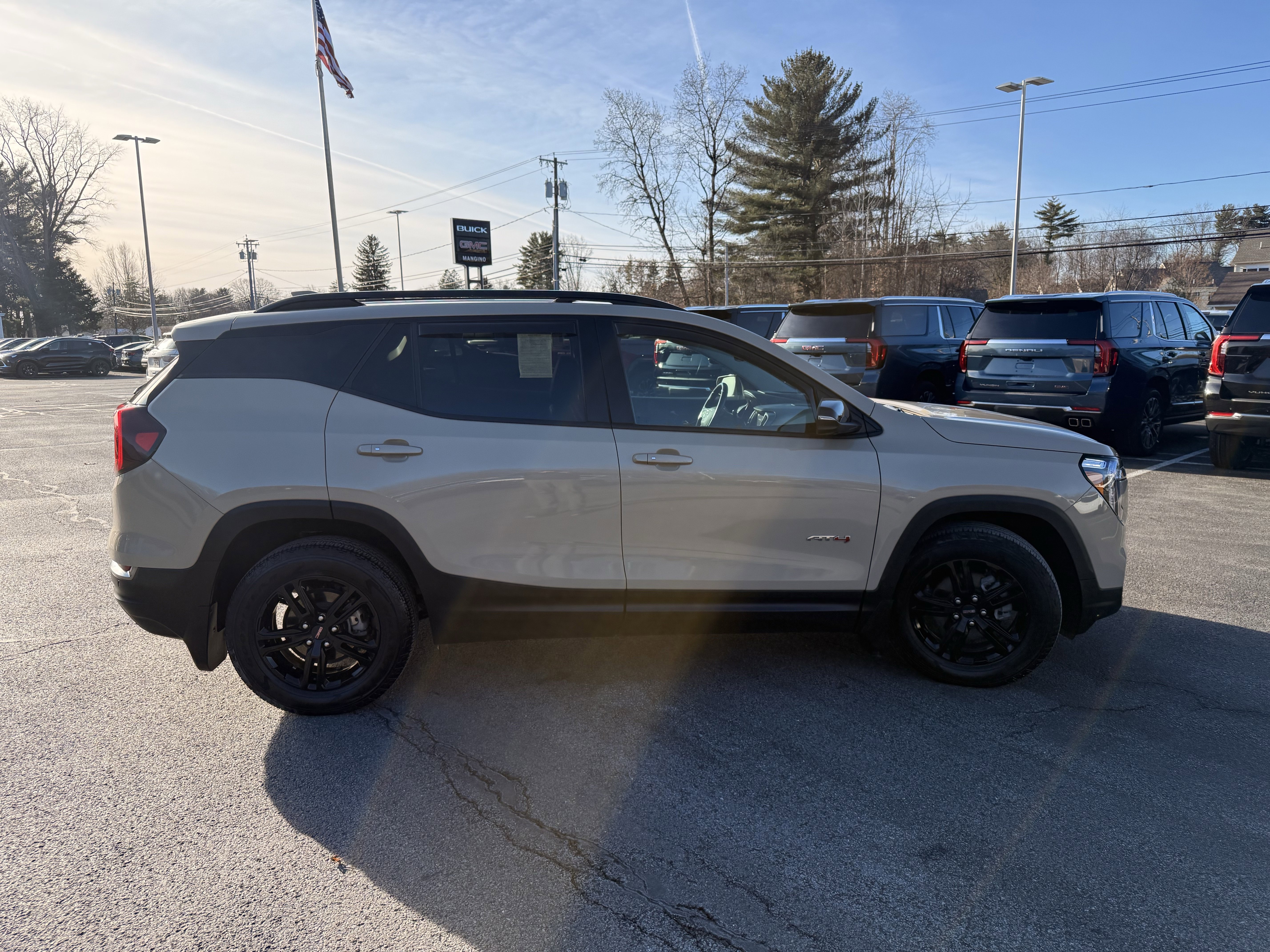 Certified 2022 GMC Terrain AT4 w/ Infotainment Package II image 6