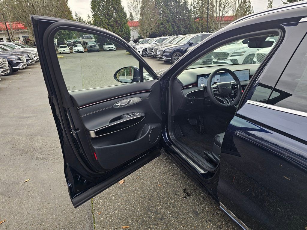 New 2026 Genesis GV70 2.5T image 18