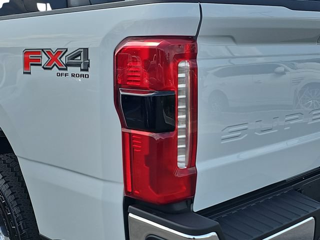 Used 2024 Ford F250 Lariat w/ FX4 Off-Road Package AWD/4WD image 30