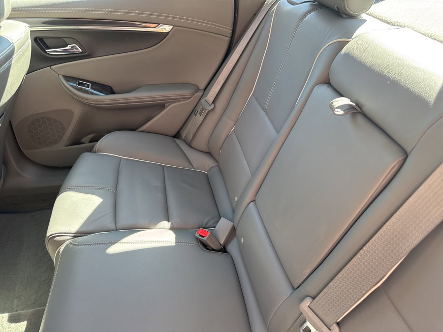Used 2015 Chevrolet Impala LTZ FWD image 19