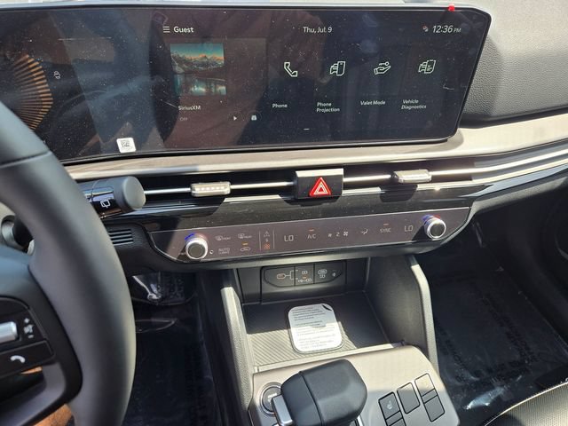 New 2026 Kia Sportage EX FWD image 9