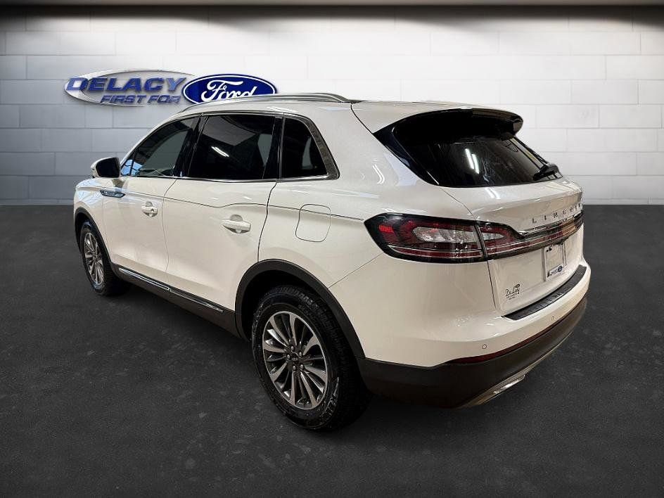 Used 2021 Lincoln Nautilus Reserve image 2