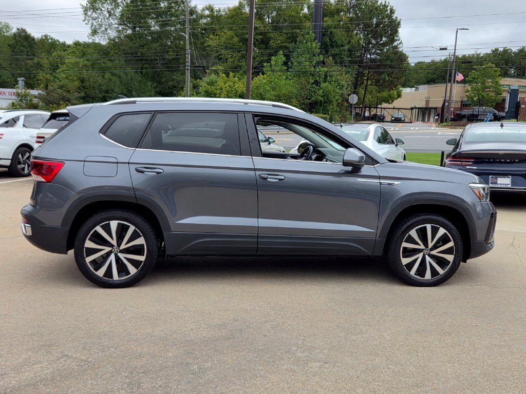 Used 2023 Volkswagen Taos SE FWD image 10