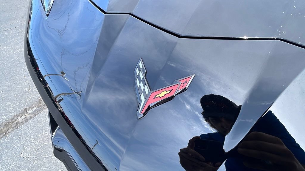 Used 2024 Chevrolet Corvette Z06 RWD image 10