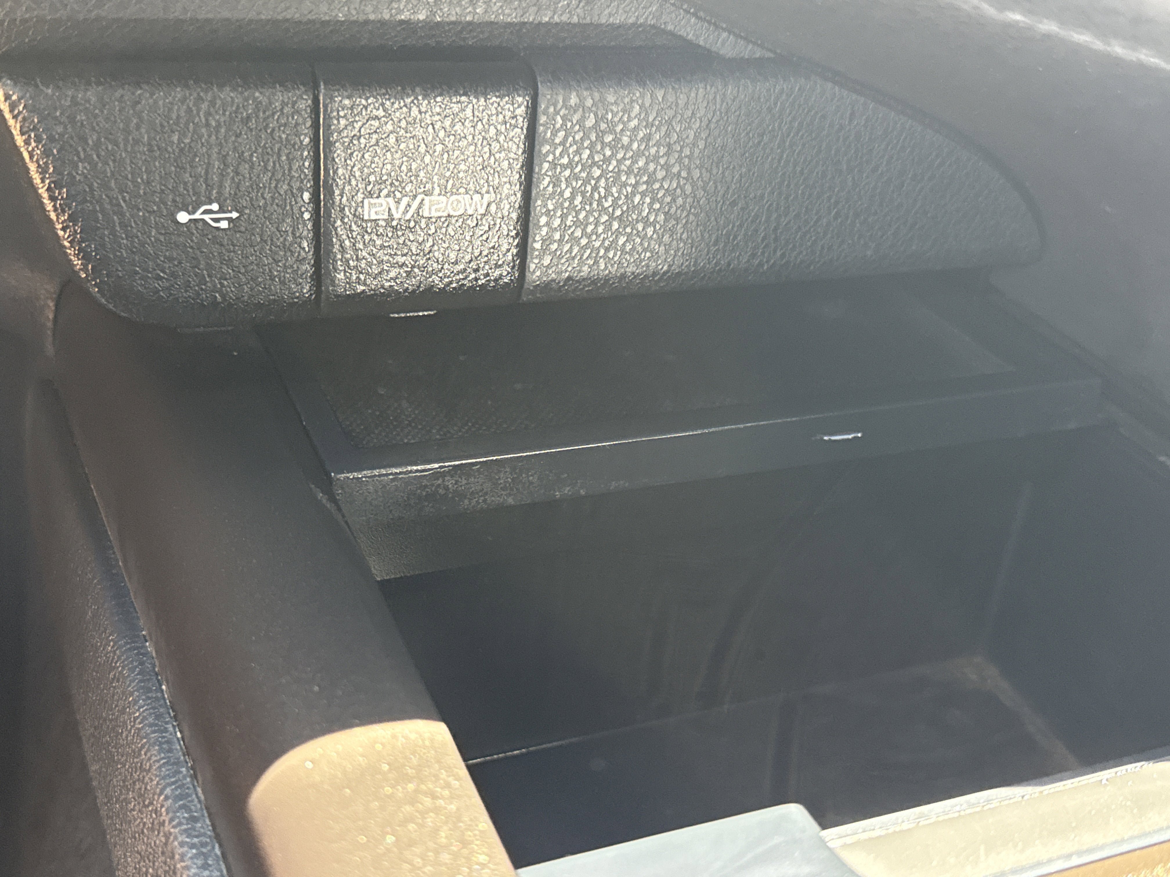 Used 2021 Toyota Camry LE FWD image 14