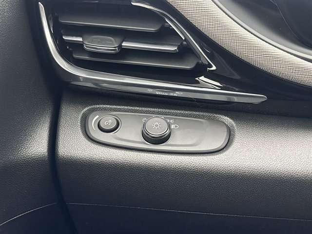 Certified 2024 Buick Envista Avenir image 17