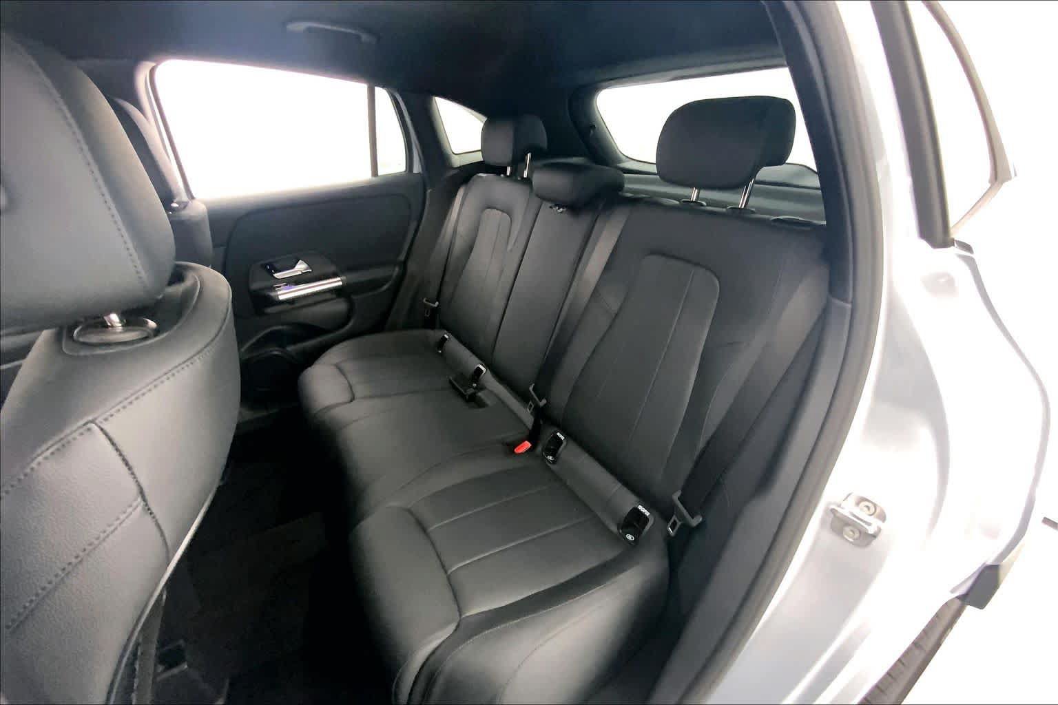 Used 2026 Mercedes-Benz GLA 250 image 6