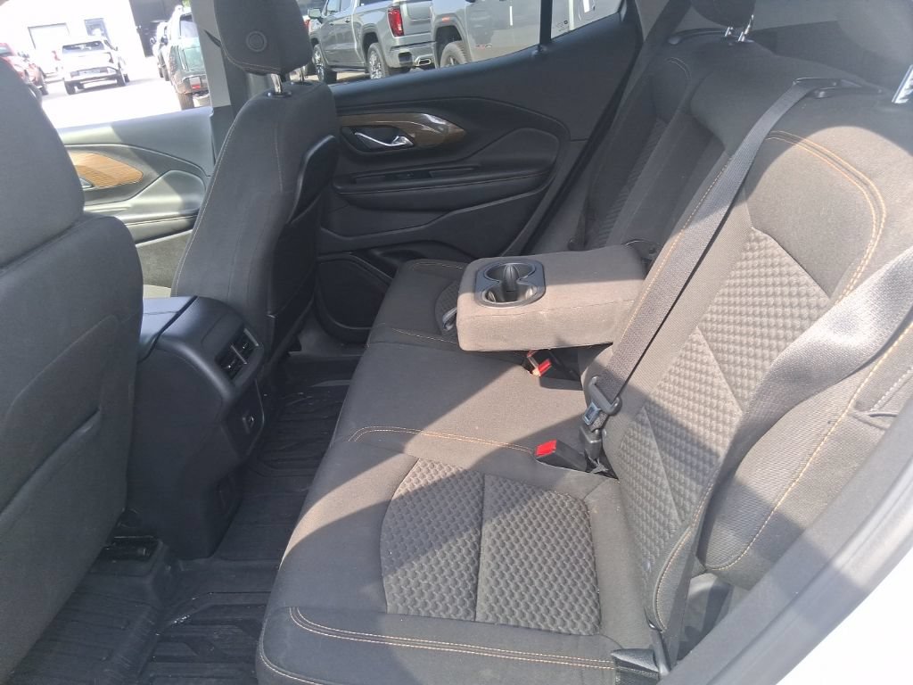 Used 2019 GMC Terrain SLE w/ Driver Convenience Package FWD image 17