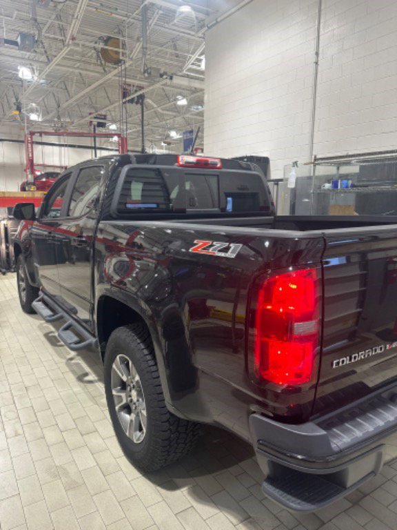 Used 2017 Chevrolet Colorado Z71 AWD/4WD image 43