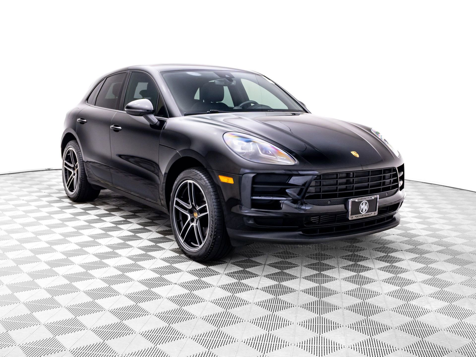 Used 2020 Porsche Macan AWD/4WD image 6