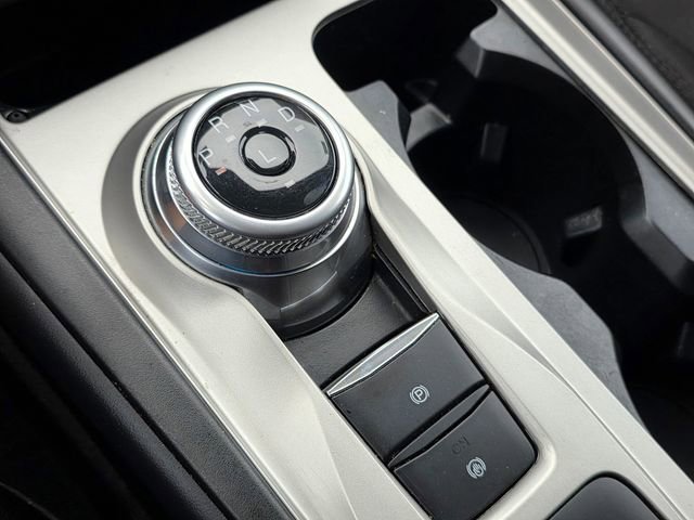 Used 2023 Ford Explorer XLT RWD image 22