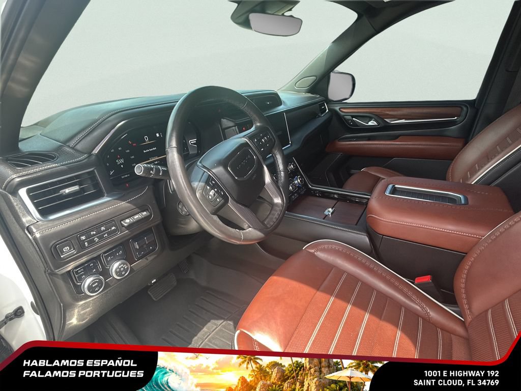 Used 2023 GMC Yukon Denali Ultimate AWD/4WD image 13