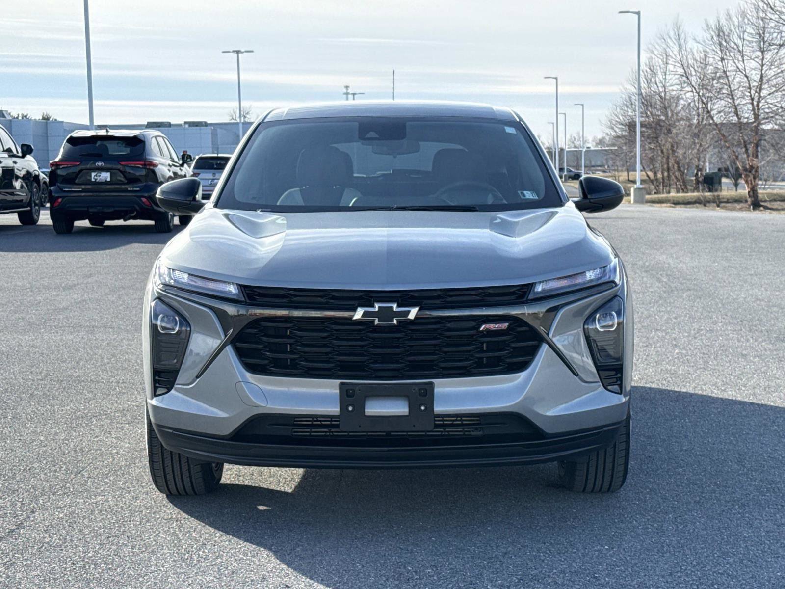 Used 2024 Chevrolet Trax RS w/ Driver Confidence Package FWD image 28