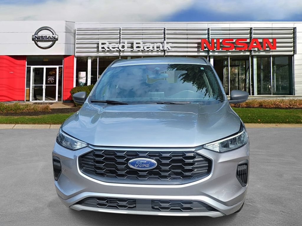 Used 2024 Ford Escape ST-Line FWD image 2