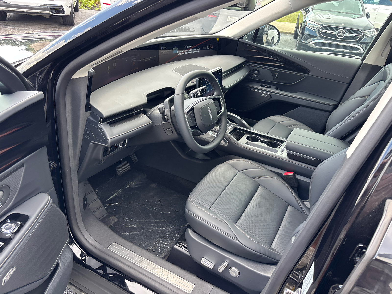 New 2026 Lincoln Nautilus Premier w/ Equipment Group 102A AWD/4WD image 25