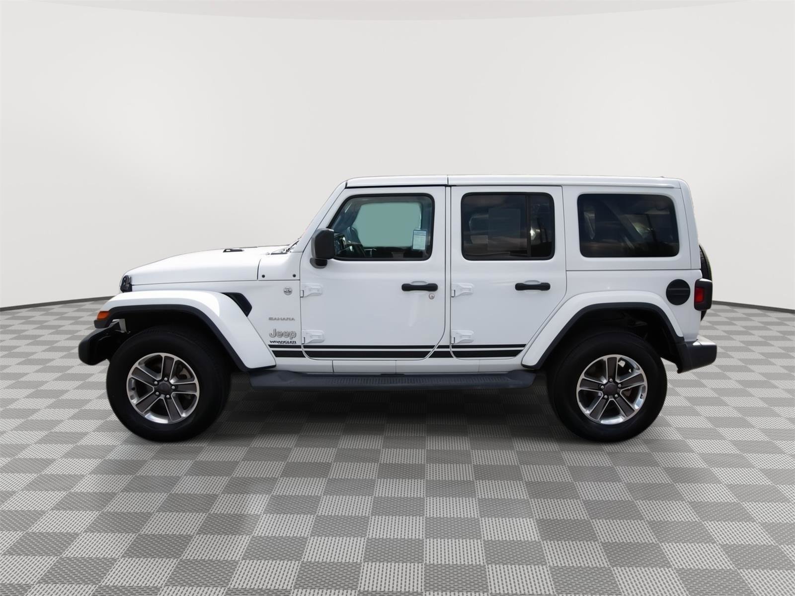 Used 2020 Jeep Wrangler Unlimited Sahara image 8