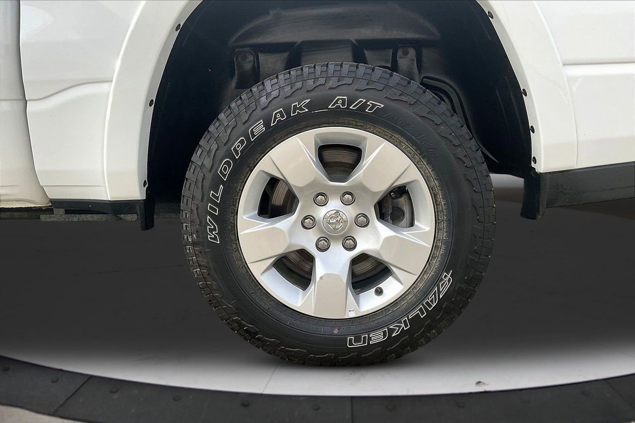 Used 2025 RAM 1500 Big Horn AWD/4WD image 36
