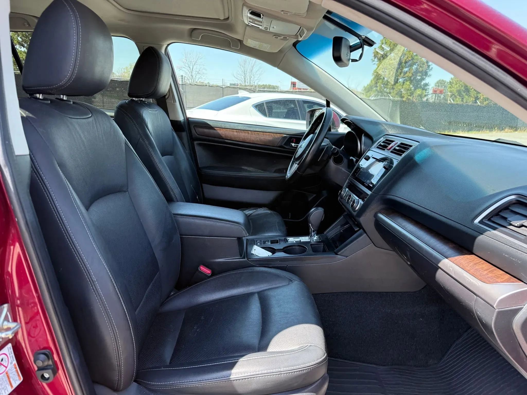 Used 2015 Subaru Outback 2.5i Limited image 18