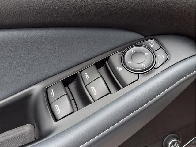 Certified 2023 Buick Enclave Essence w/ Experience Buick Package FWD image 17