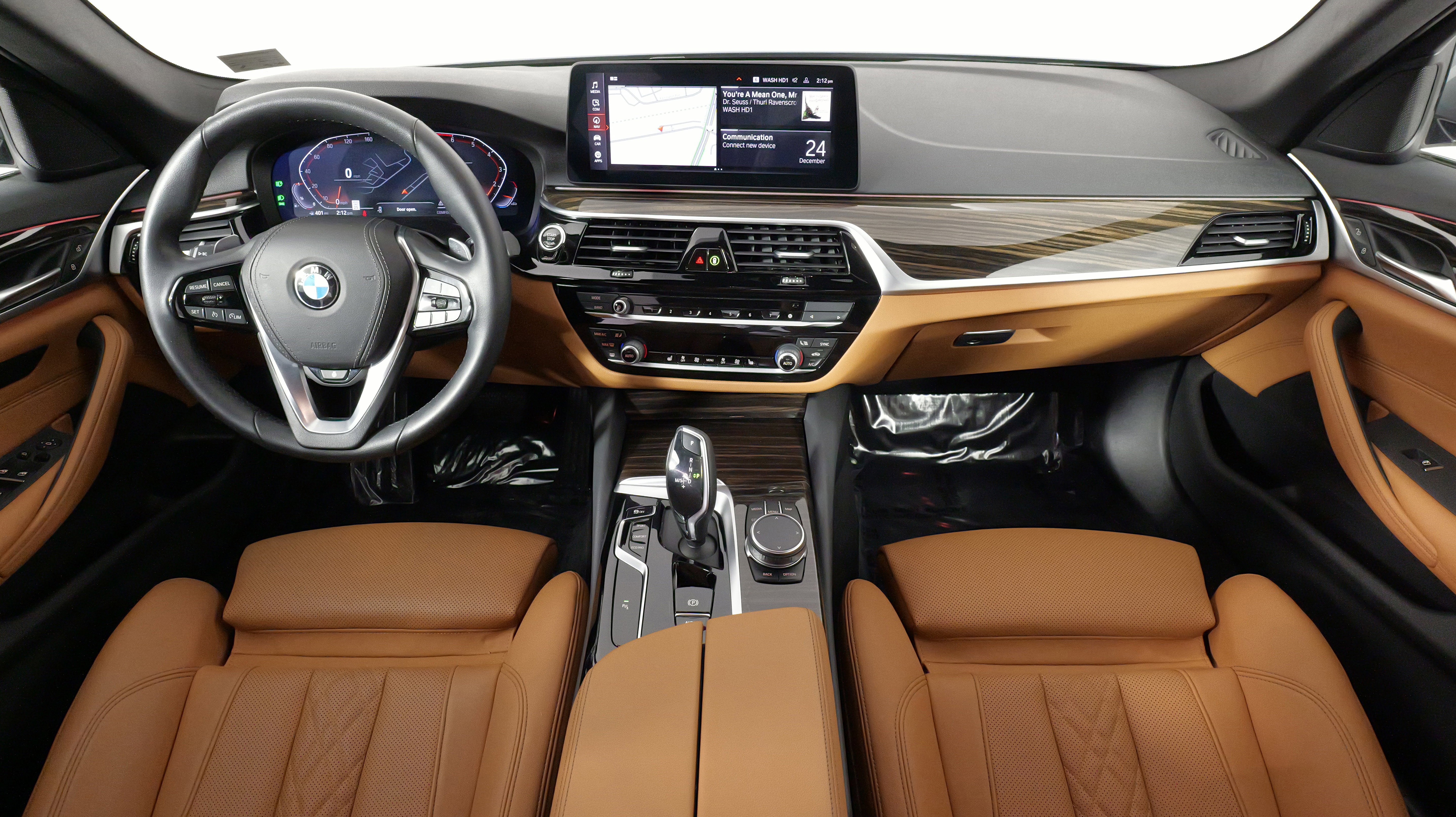 Used 2022 BMW 530i xDrive w/ Convenience Package image 39