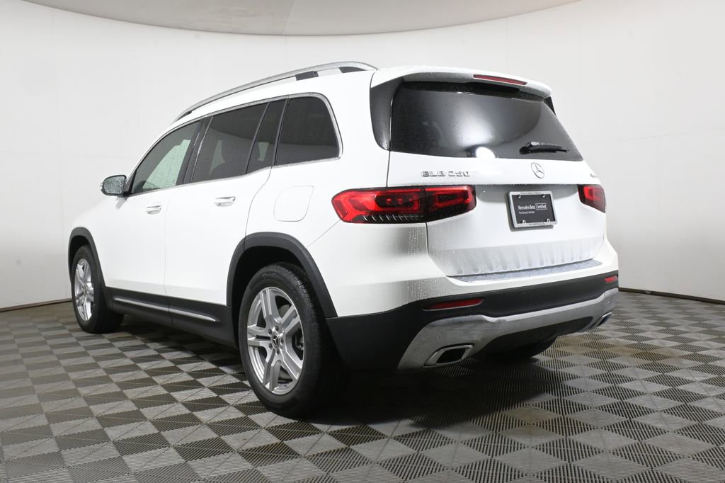 Used 2023 Mercedes-Benz GLB 250 4MATIC image 5