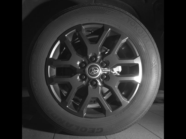 Used 2024 Toyota Sequoia Platinum AWD/4WD image 12